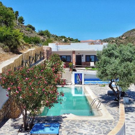 Villa For 4 With A Private Pool & Garden Bedar Exterior photo