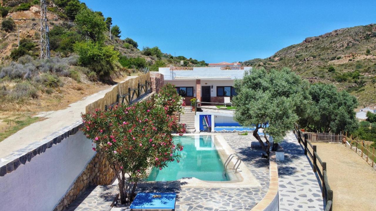 Villa For 4 With A Private Pool & Garden Bedar Exterior photo