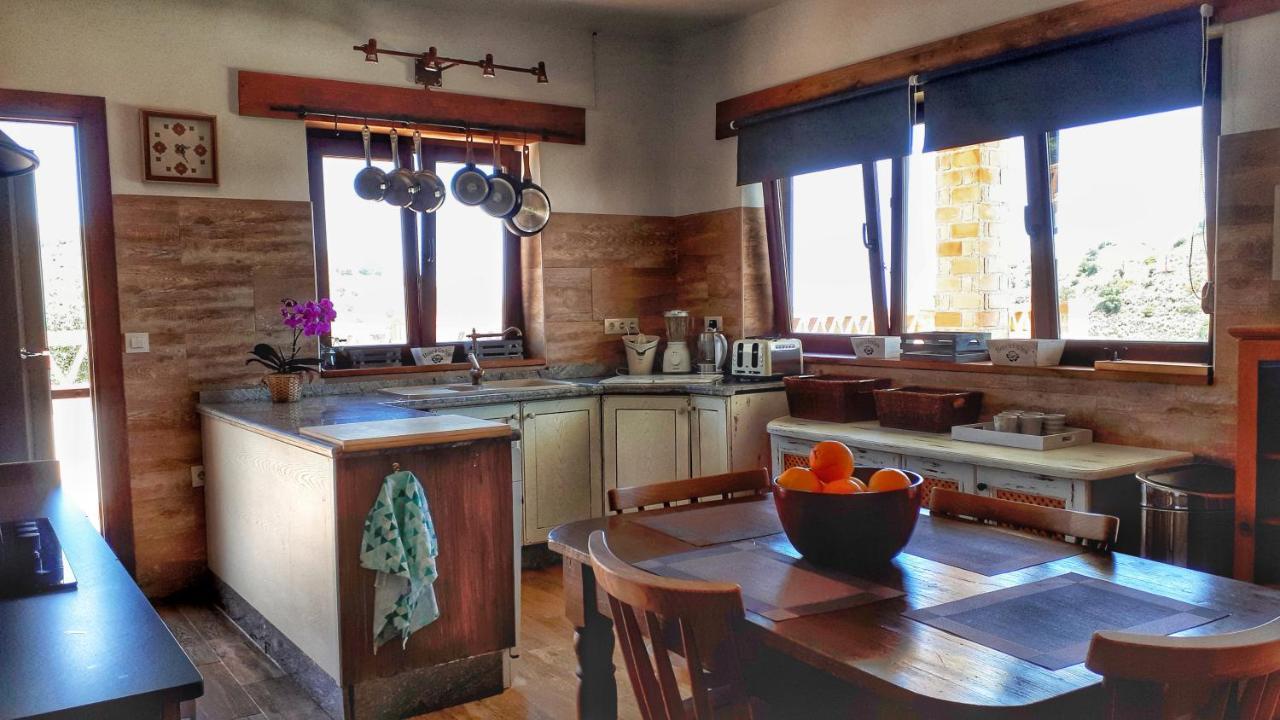Villa For 4 With A Private Pool & Garden Bedar Exterior photo
